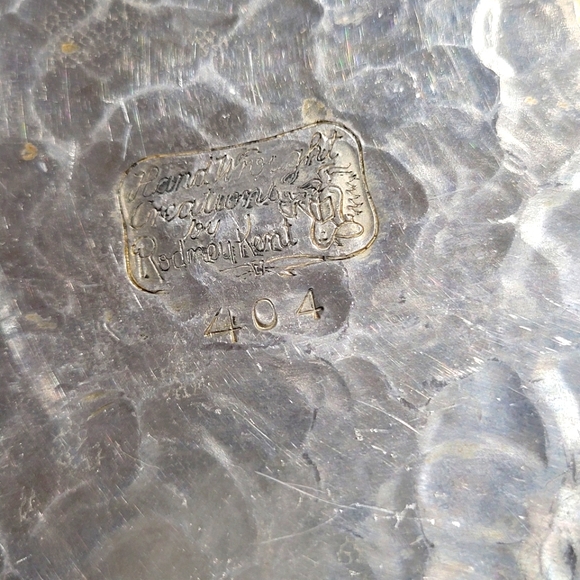 Vintage Rodney Kent Tray, Rodney Kent 404 Hammered Aluminum Tray, Oval with Hand - Picture 5 of 8